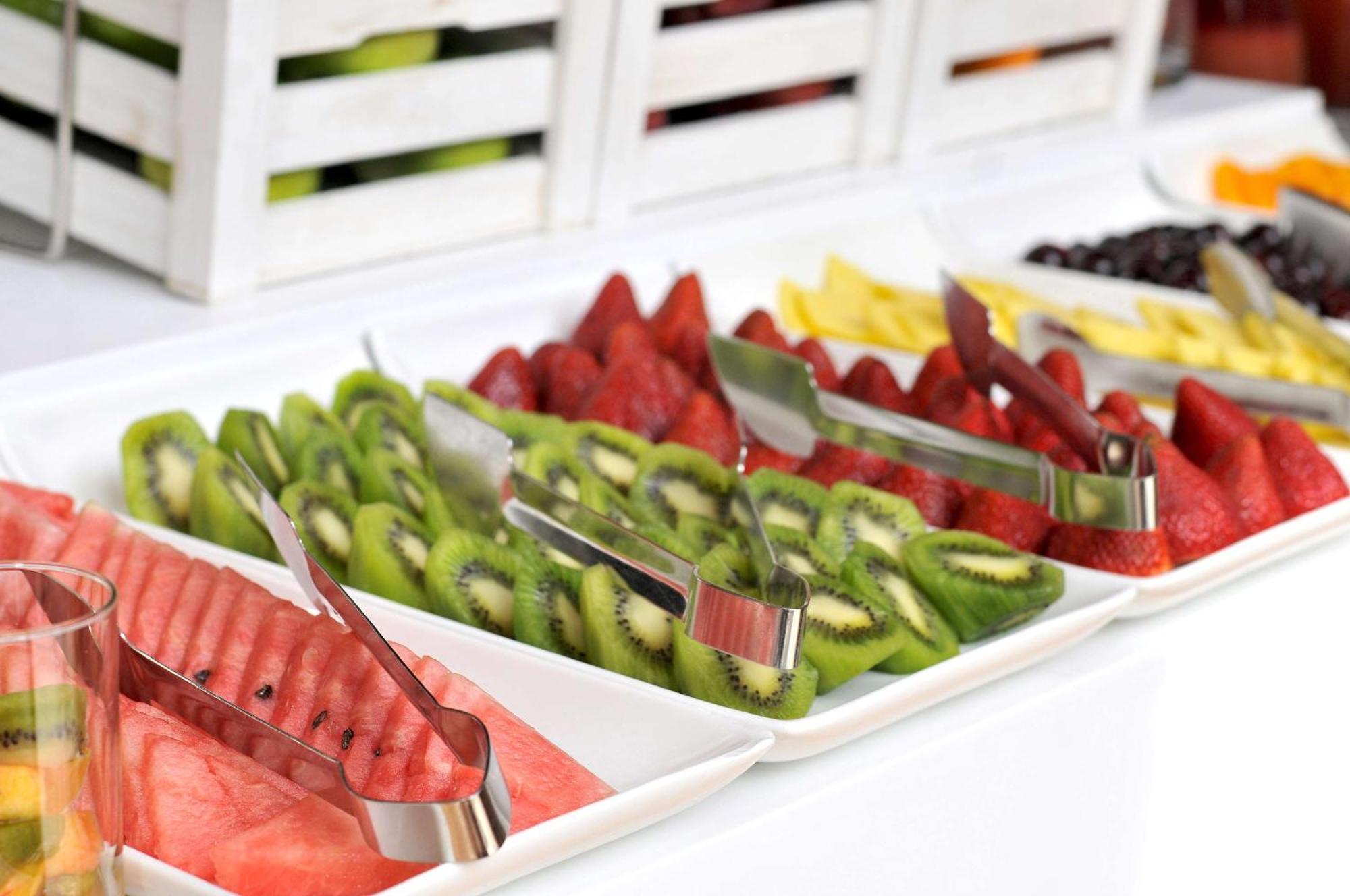ホテル Nh コレクション プラザ サンティアゴ エクステリア 写真 Fruit salad