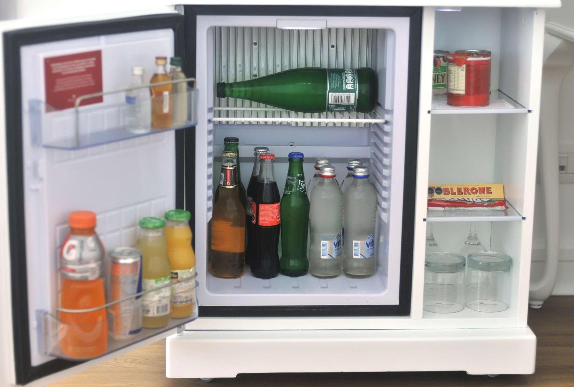 ホテル Nh コレクション プラザ サンティアゴ エクステリア 写真 A mini-bar